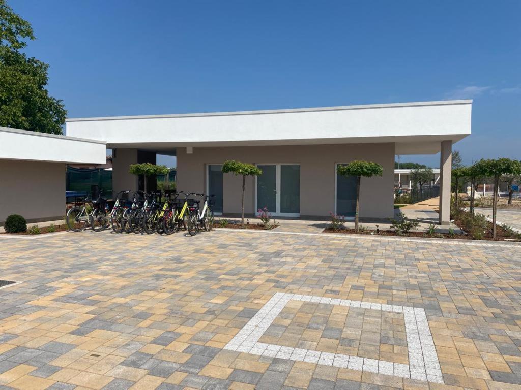 Agricamping Zanina 9 เปสเคียรา เดล การ์ดา ภายนอก รูปภาพ